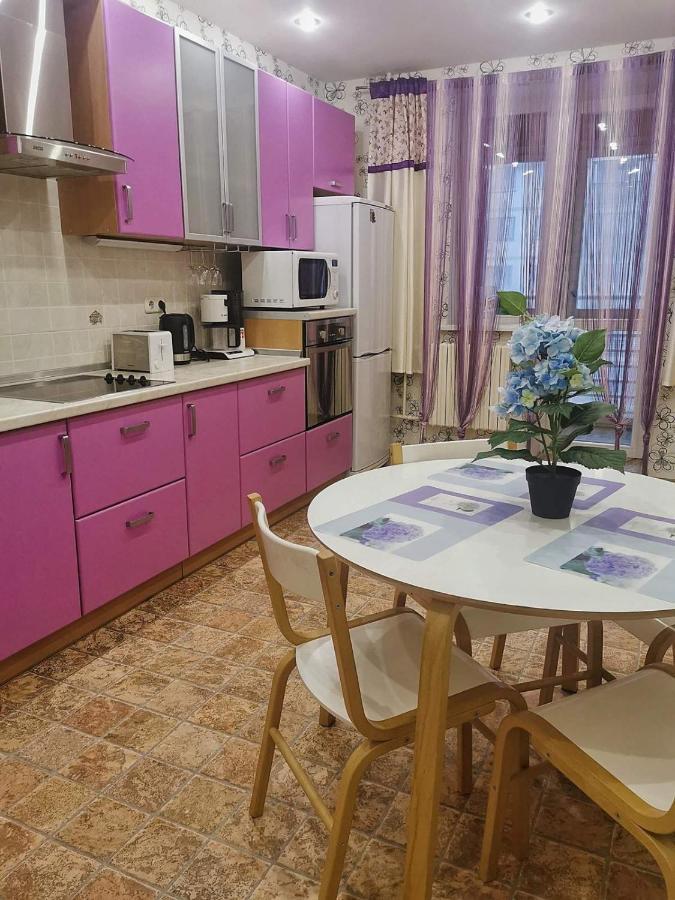 Апартаменты Независимости 168-2 Minsk Esterno foto